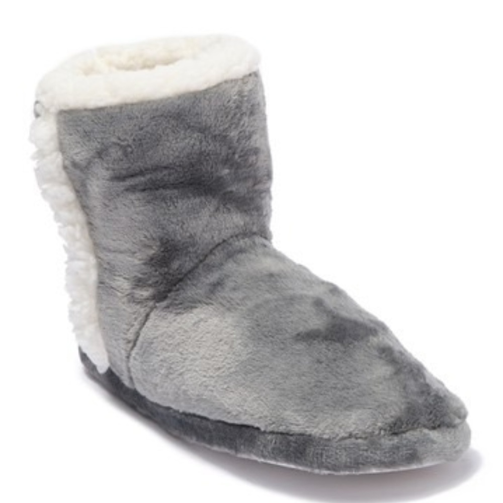 NWOT PJ SALVAGE BOOTIE SLIPPERS